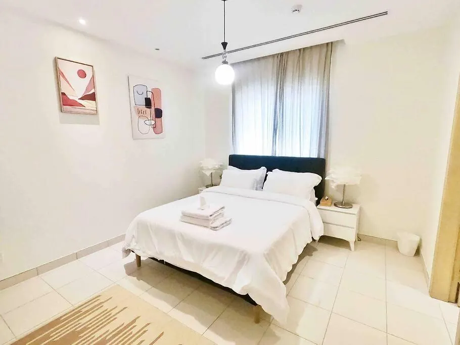 Elegant 4 Beds W/Partial Seaview Apartment Jeddah Saudi Arabia