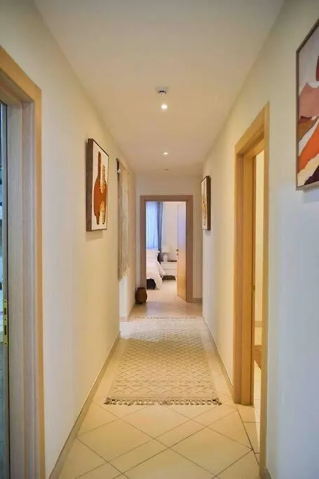 Апартаменты Elegant 4 Beds W/Partial Seaview Джедда