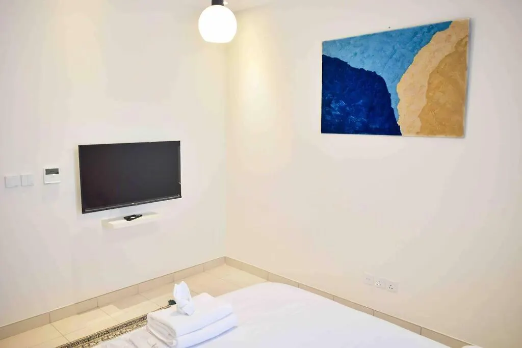 Апартаменты Elegant 4 Beds W/Partial Seaview Джедда