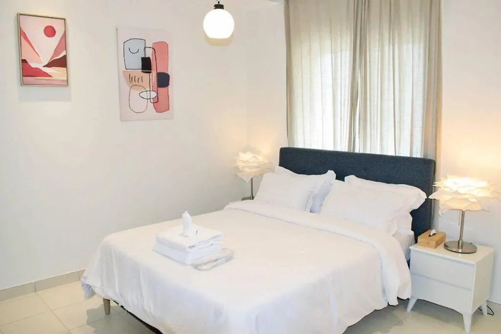 Апартаменты Elegant 4 Beds W/Partial Seaview Джедда Саудовская Аравия